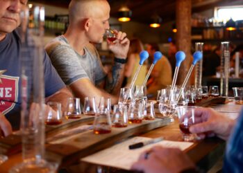 THE BEST DISTILLERIES IN THE TEXAS HILL COUNTRY