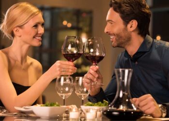 UNFORGETTABLE MOMENTS: A HILL COUNTRY LOVE STORY FOR COUPLES